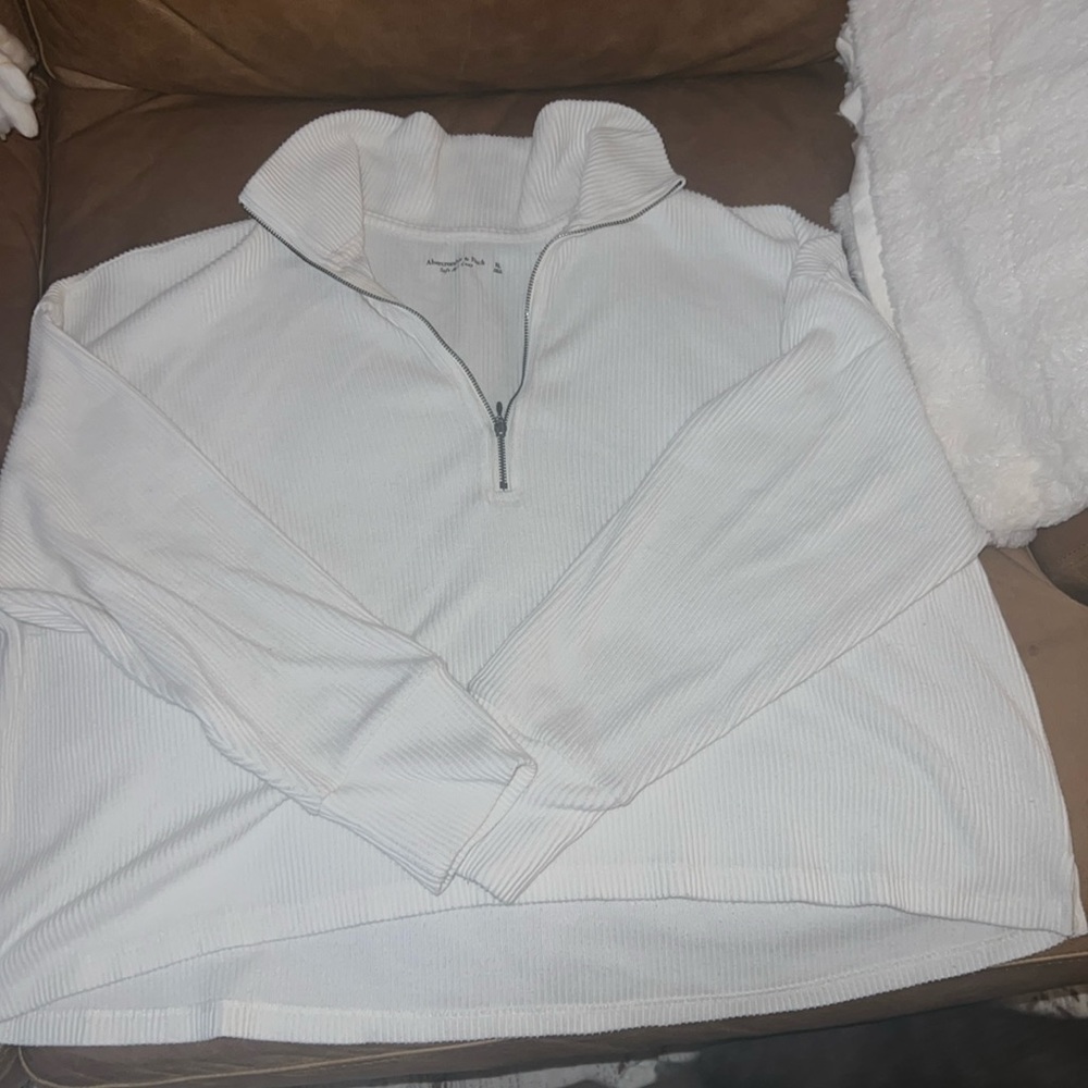 White Abercrombie soft zip up
